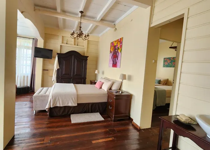 Prins Hendrik Suites